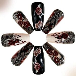 Elegant Rose & Lace Pattern Acrylic Fake Nails 24 piece